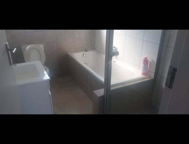 4 BEDROOM HOUSE FOR SALE IN LOTUS GARDENS